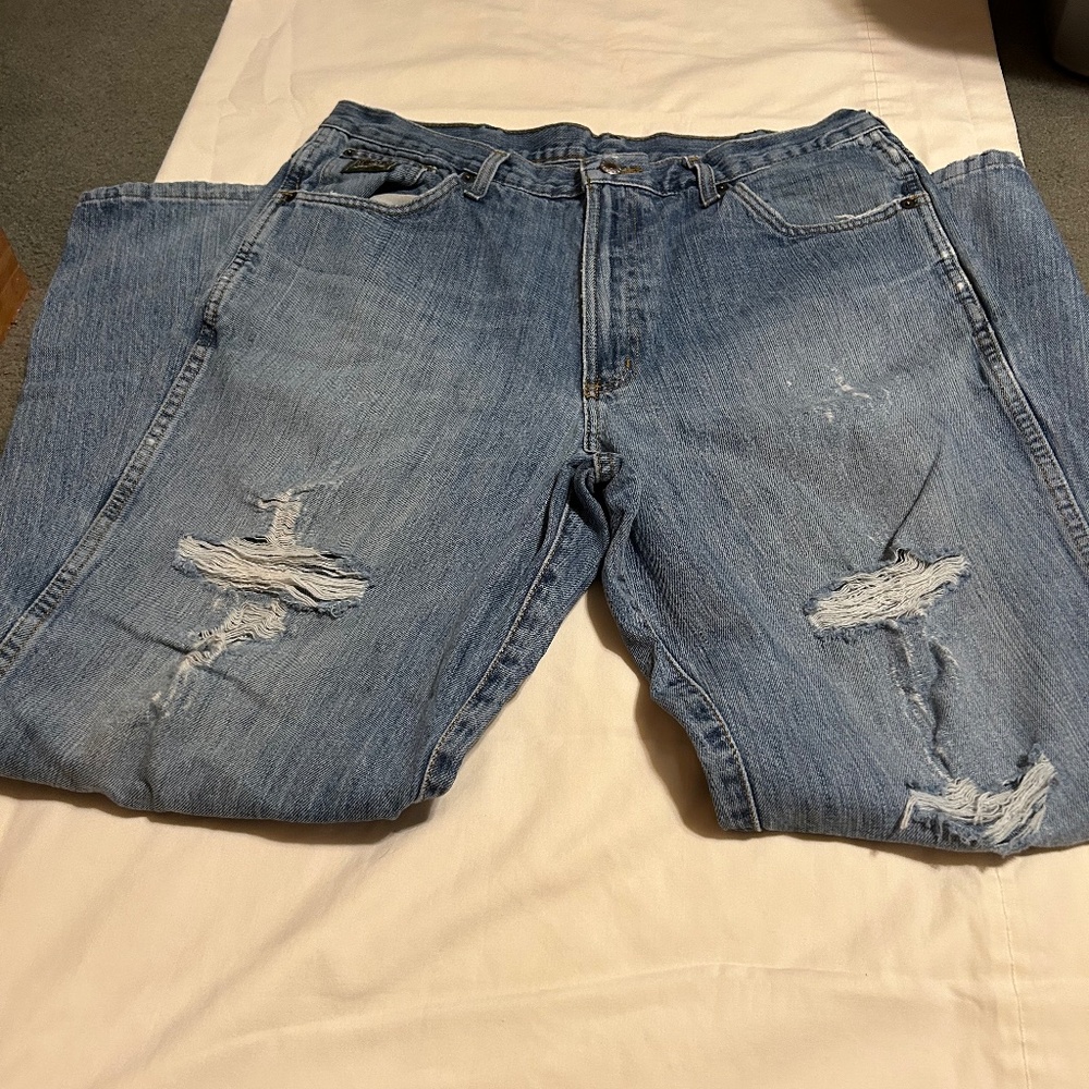Cinch Means Distressed Green Label Jeans 35X32
